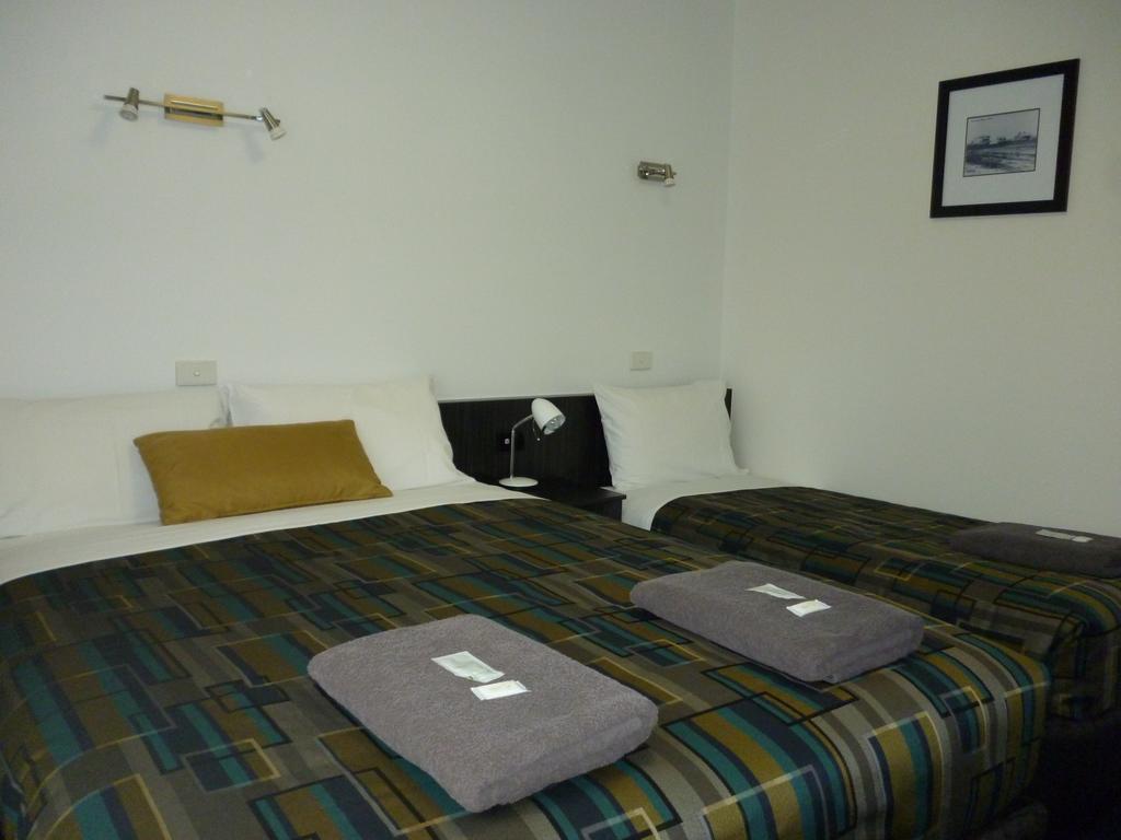 Otway Gate Motel Colac Bagian luar foto