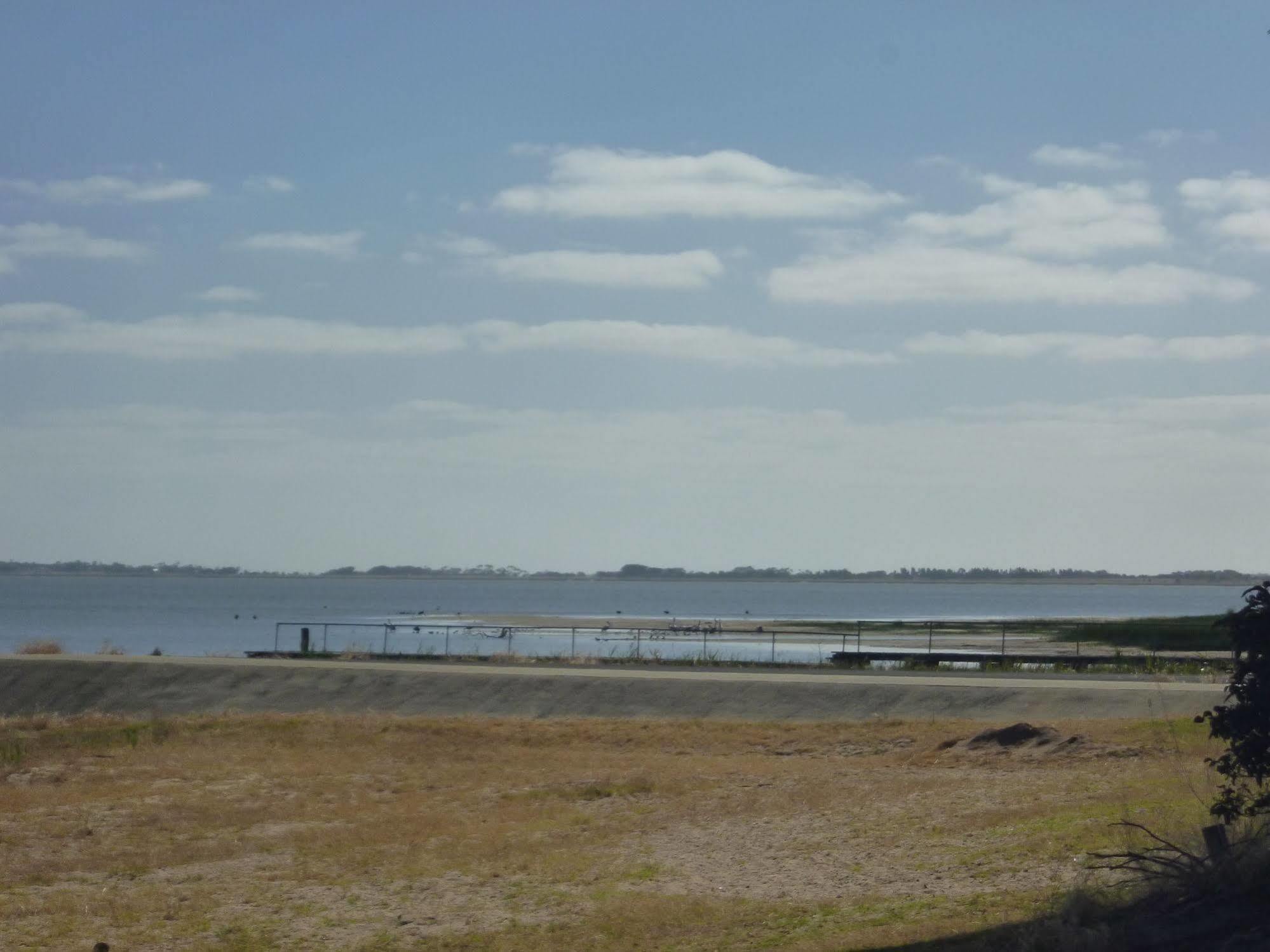Otway Gate Motel Colac Bagian luar foto